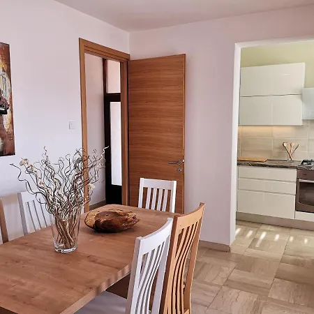 Istrien-adria Апартаменты *